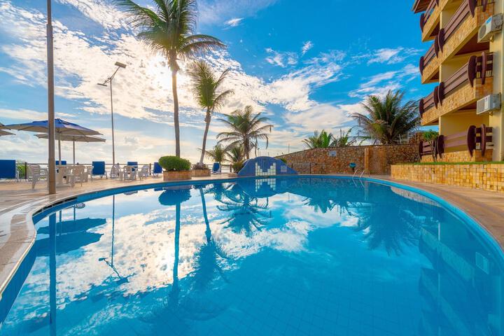 Hotel Pool
