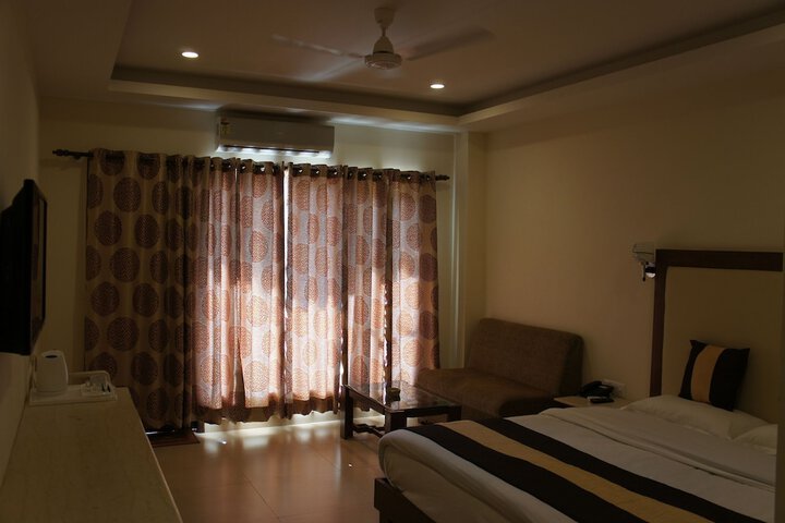 Room 14 of 41