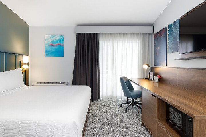 Room 5 of 37