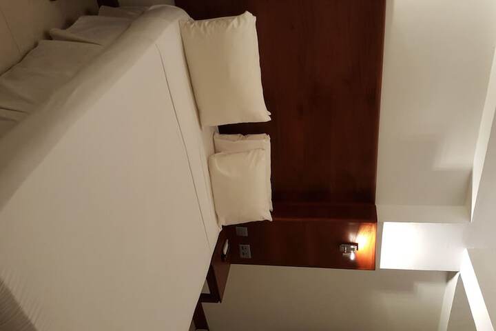 Room 13 of 47