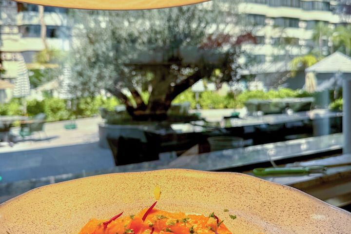 Dining 77 of 103