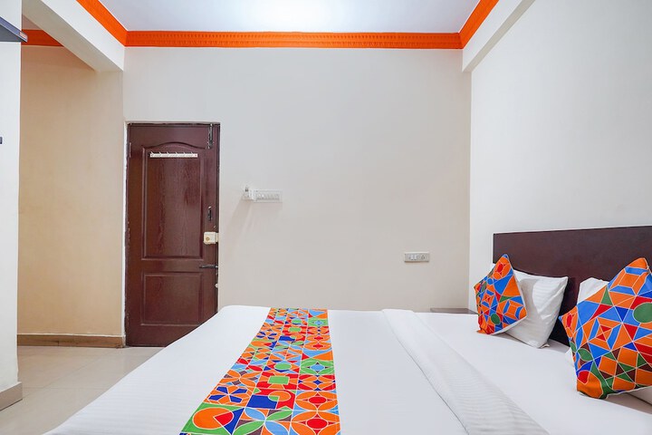Room 12 of 31