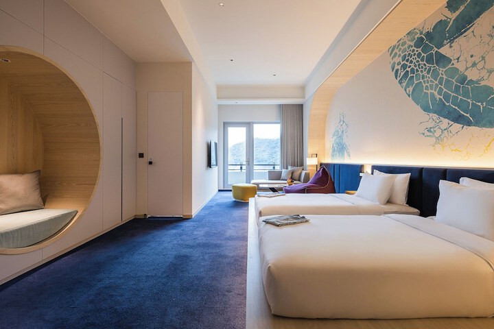 Room 34 of 88