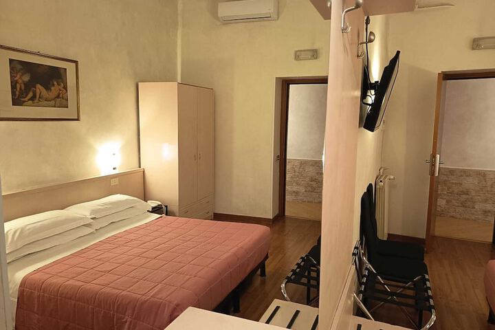 Room 92 of 127