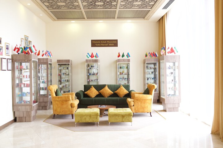 Hotel Interior 6 of 160