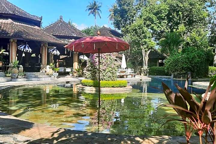Rambutan Hotel
