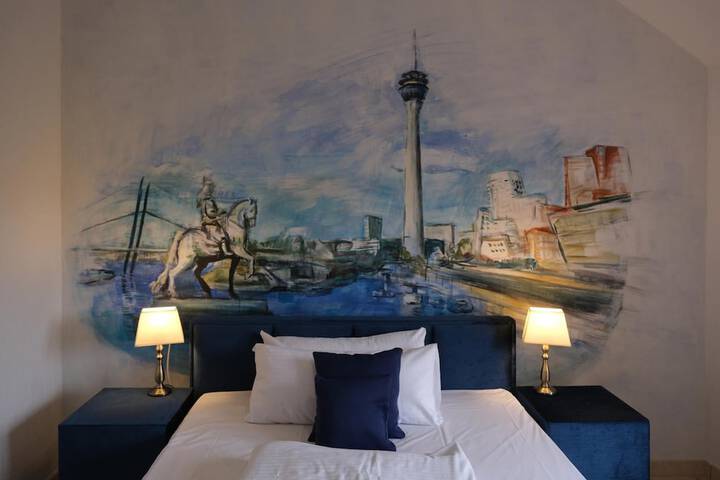 Room 16 of 43