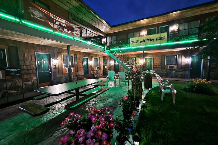 Hotel 152 of 183