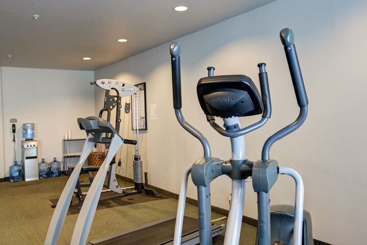 Health and Fitness 20 of 32
