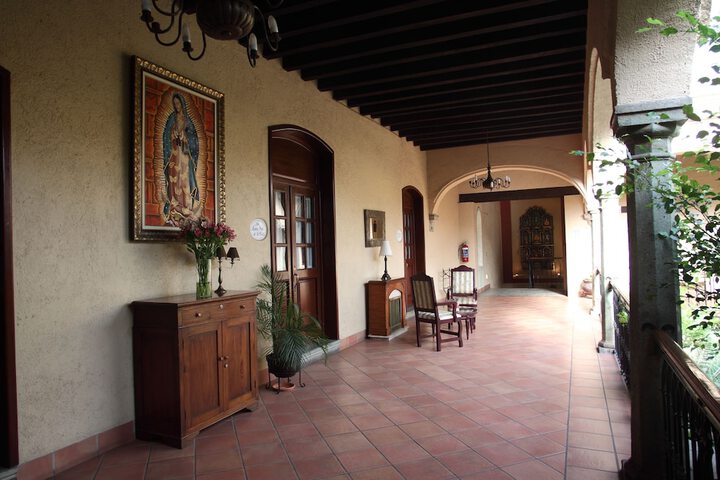 Ballroom/Hall 33 of 41