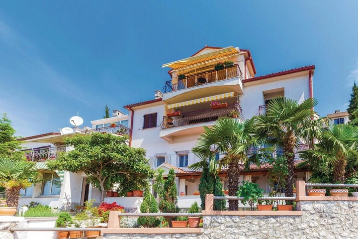 Nice Home in Kostrena With Wifi and 3 Bedrooms