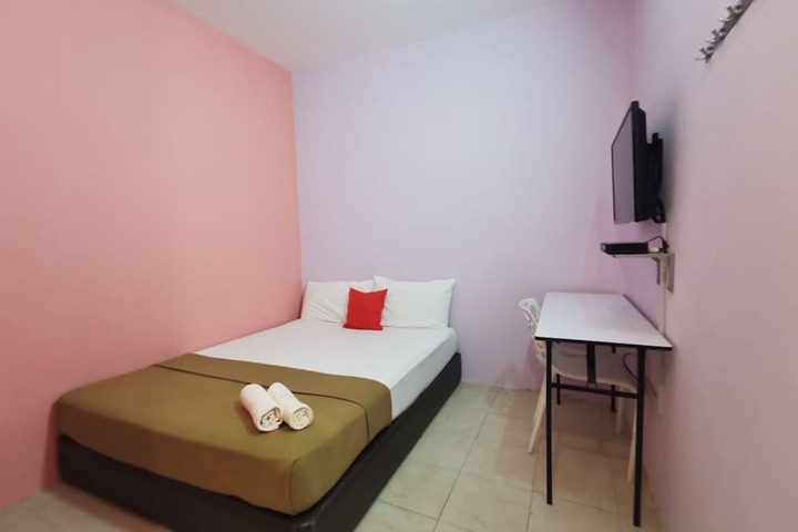 Room 10 of 23