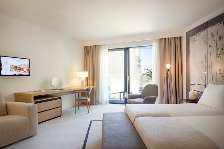 Room 14 of 59
