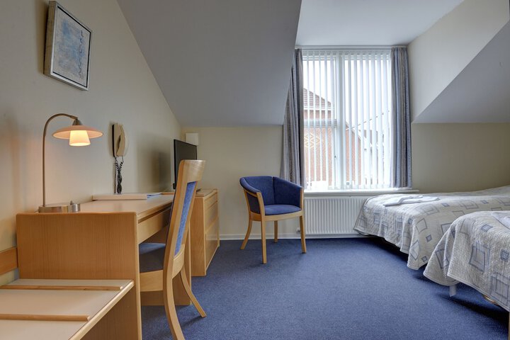 Room 13 of 69