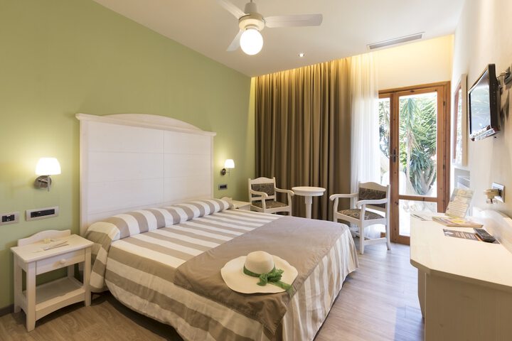 Room 15 of 75