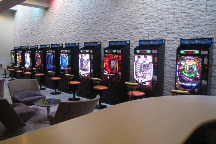 Room 6 of 14