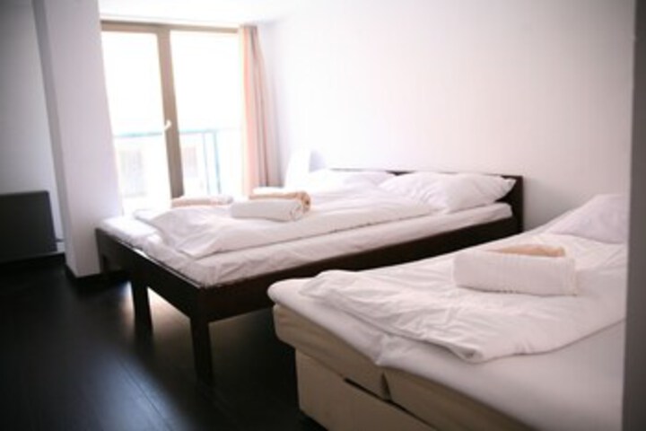 Room 268 of 275