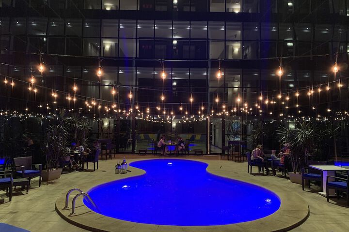 Hotel Pool