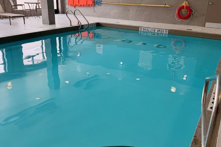 Pool Hotel