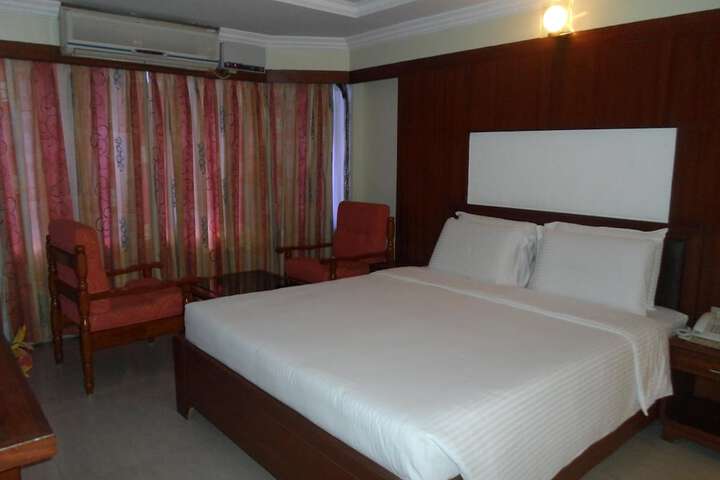 Room 33 of 66