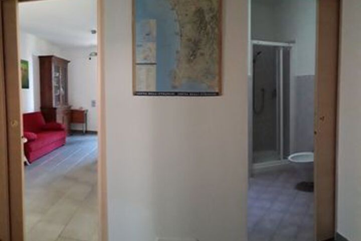 Room 27 of 32
