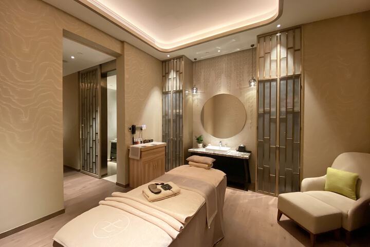 Spa 56 of 103