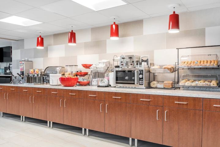 Breakfast area