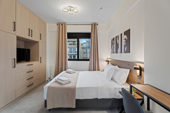 Room 12 of 43