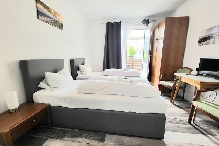 Room 14 of 39