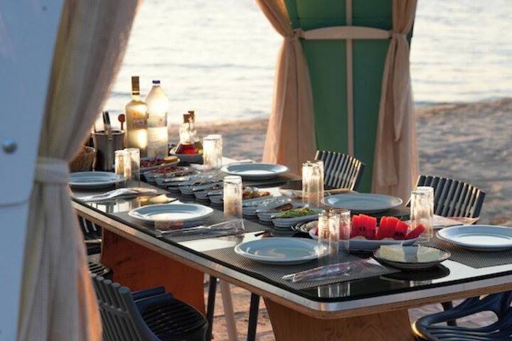 Dining 66 of 83