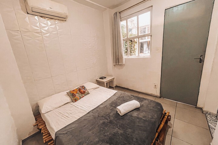 Room 25 of 73