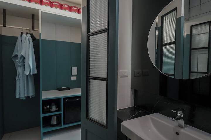 Room 79 of 110