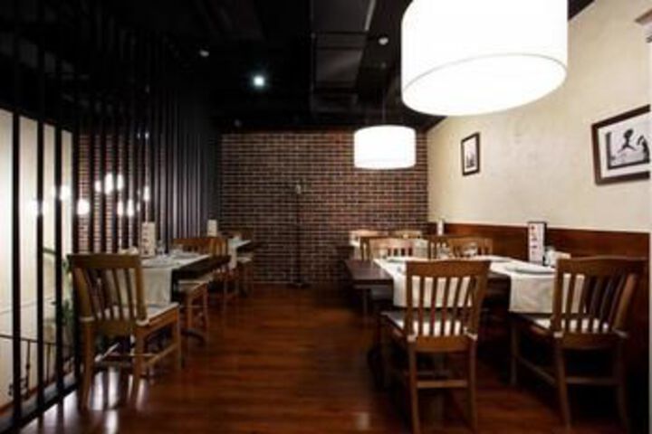 Dining 62 of 64