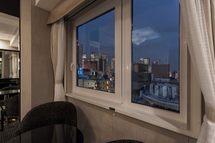 Room 25 of 72