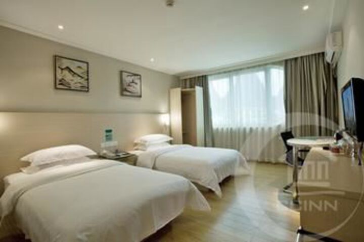 Room 14 of 41