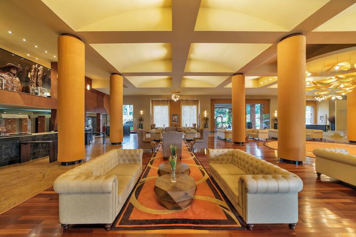 Lobby Entry