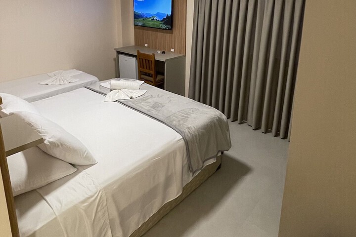 Room 22 of 39