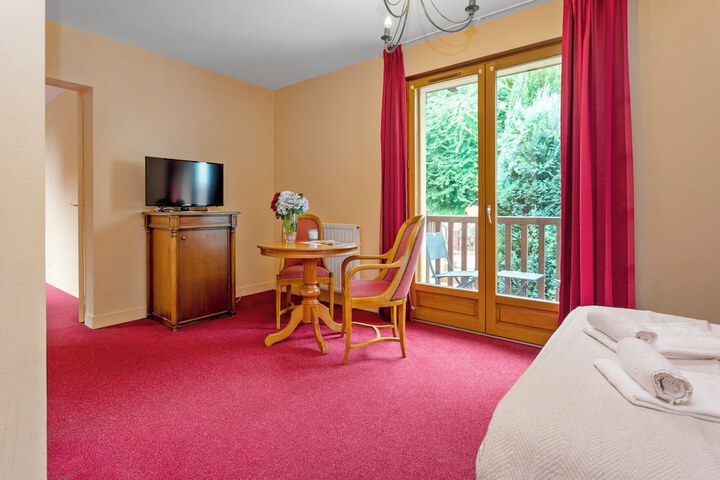 Room 42 of 133