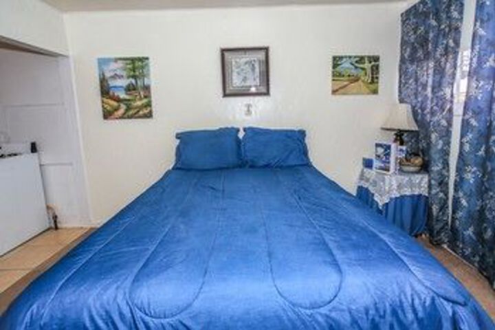 Room 5 of 15