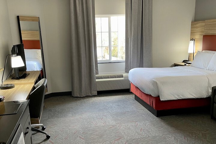 Room 24 of 78