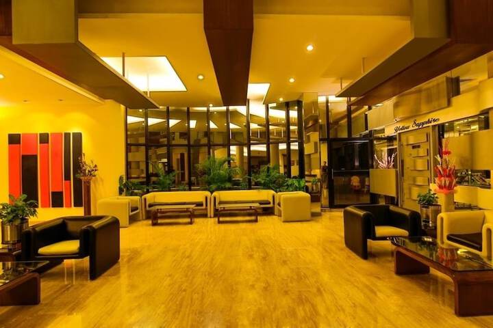Hotel Lobby