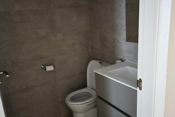 Room 10 of 13