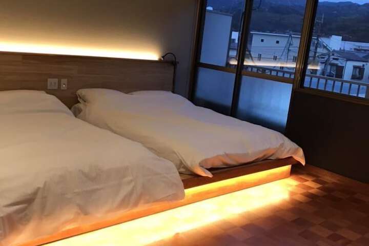 Room 9 of 60
