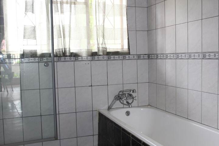 Room 14 of 31