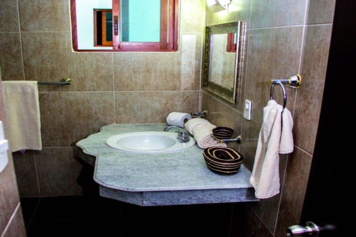 Room 8 of 22