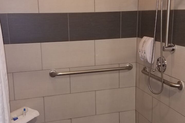 Bathroom shower