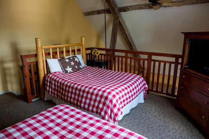 Room 13 of 259