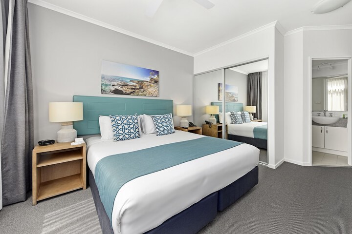 Room 14 of 65