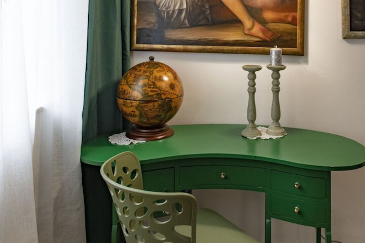 Room 48 of 141
