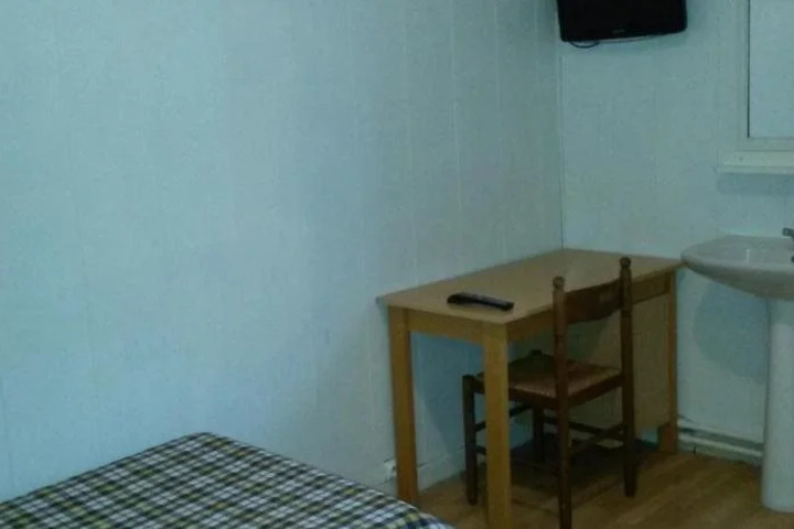 Room 7 of 15
